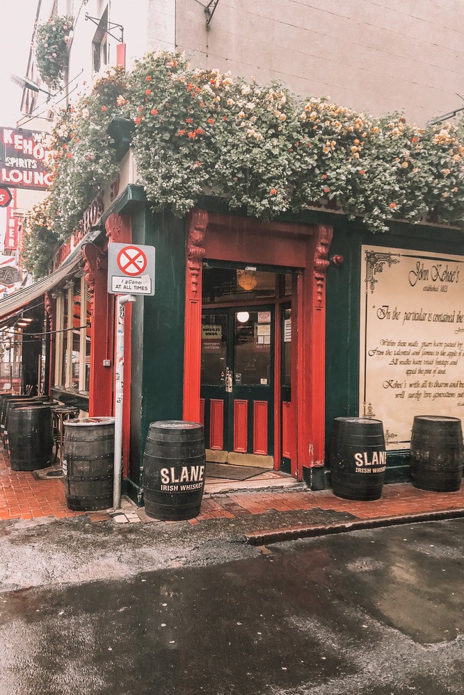 Dublin Bars, corner bar on a solo trip to Dublin