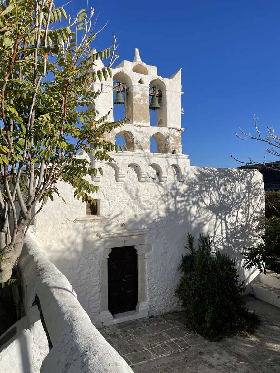 Church in Kastro, Sifnos | Best Guide to Sifnos Greece