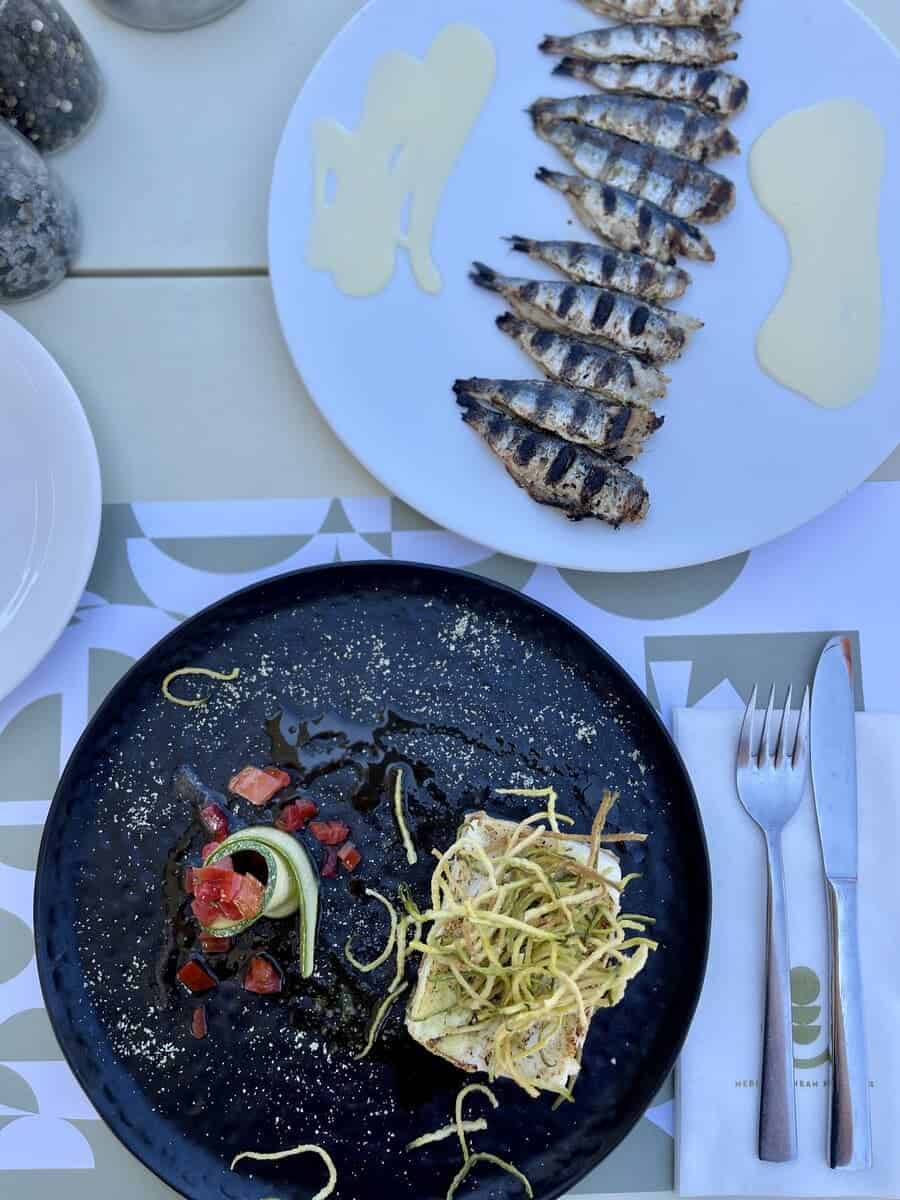 Dinner in Milos at Yialos | 4 Days in Milos Itinerary