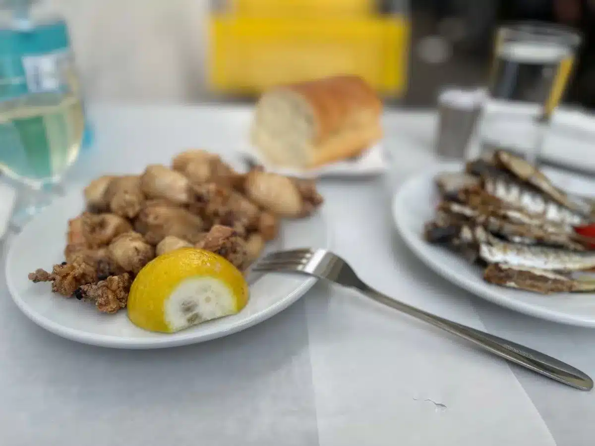 getting alone and getting best seafood in athens