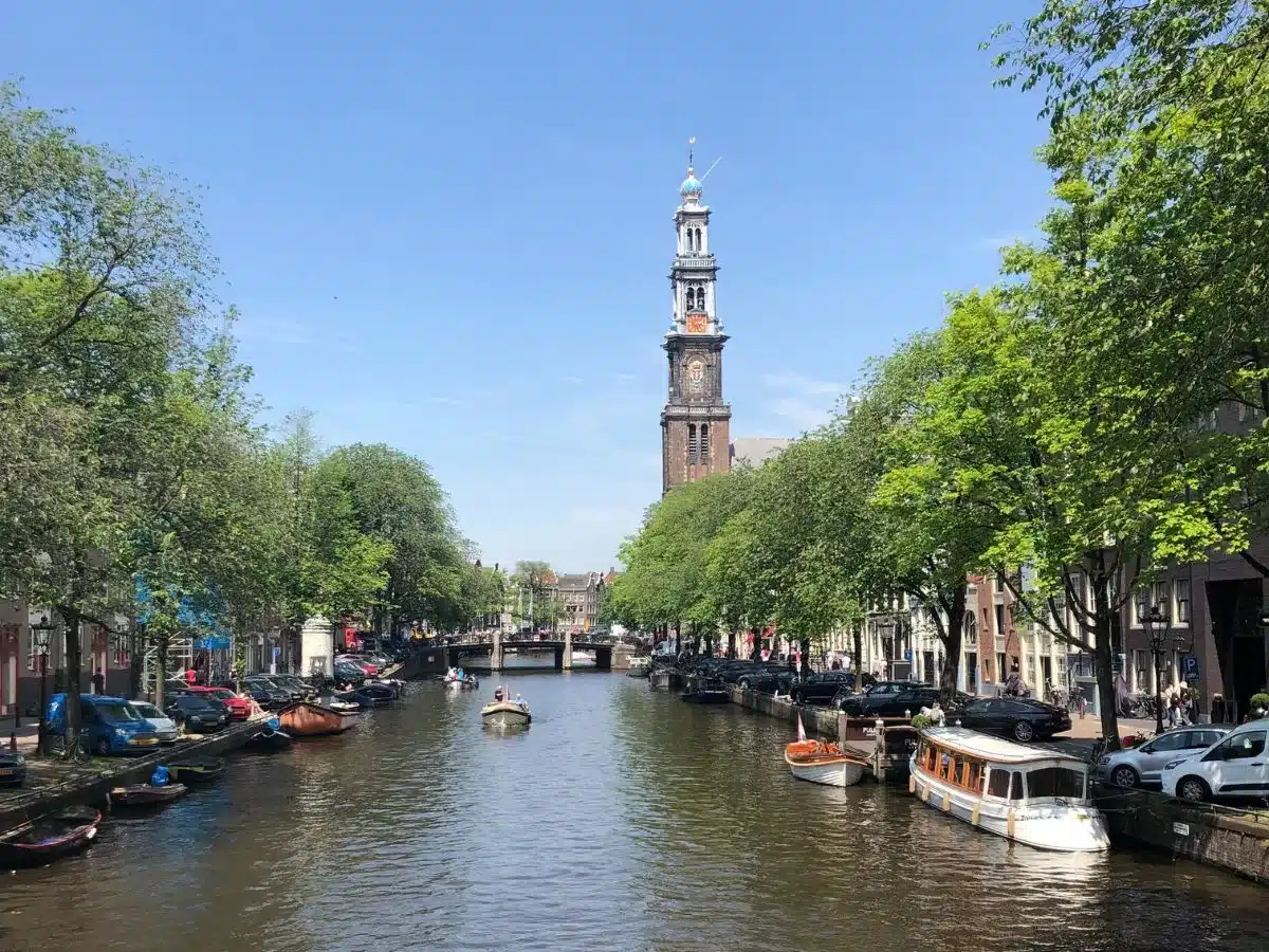 Visiting Amsterdam alone