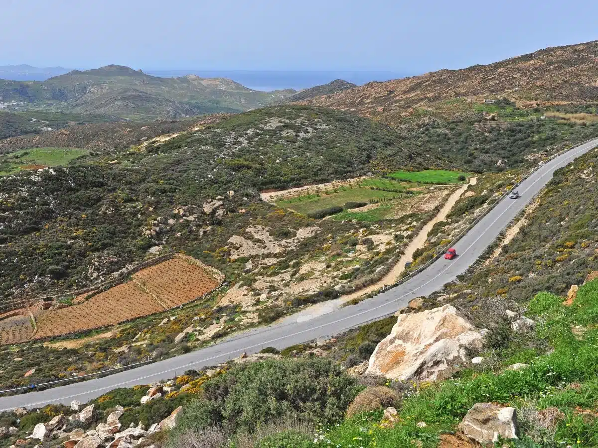 Everything you need to know for renting a car in Naxos