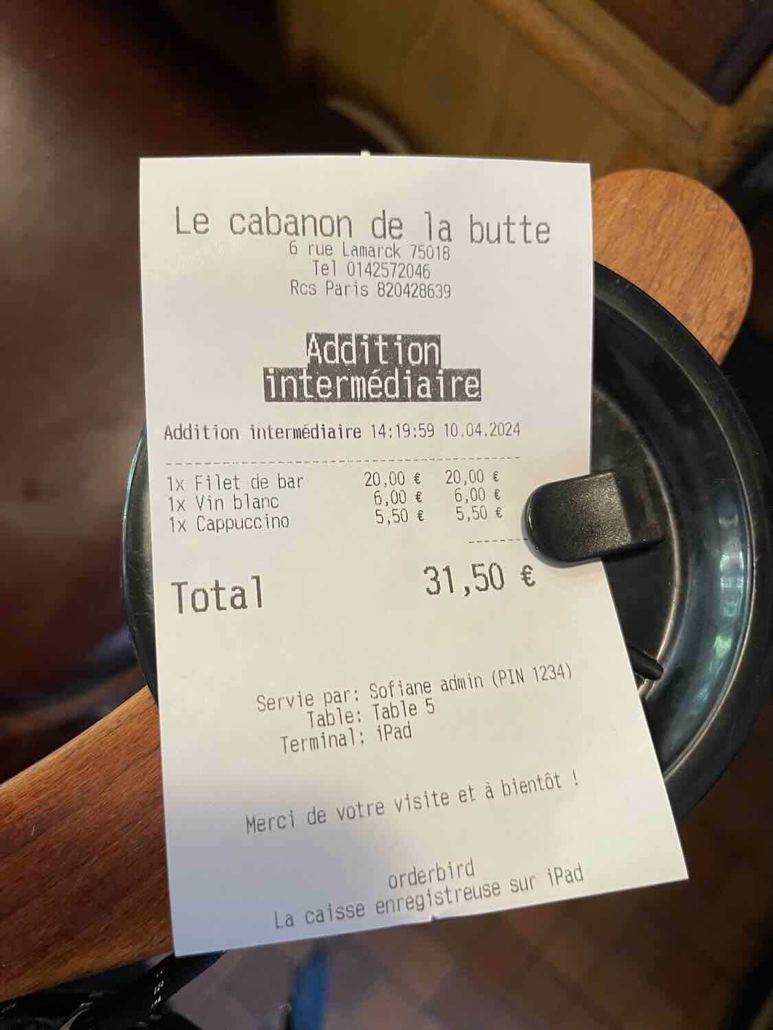 picture of the bill at de la butte